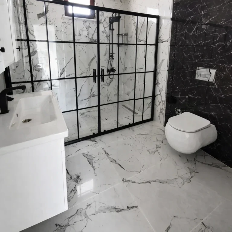 Bursa banyo tadilatı sonrası asma klozet ve duşakabin uygulaması