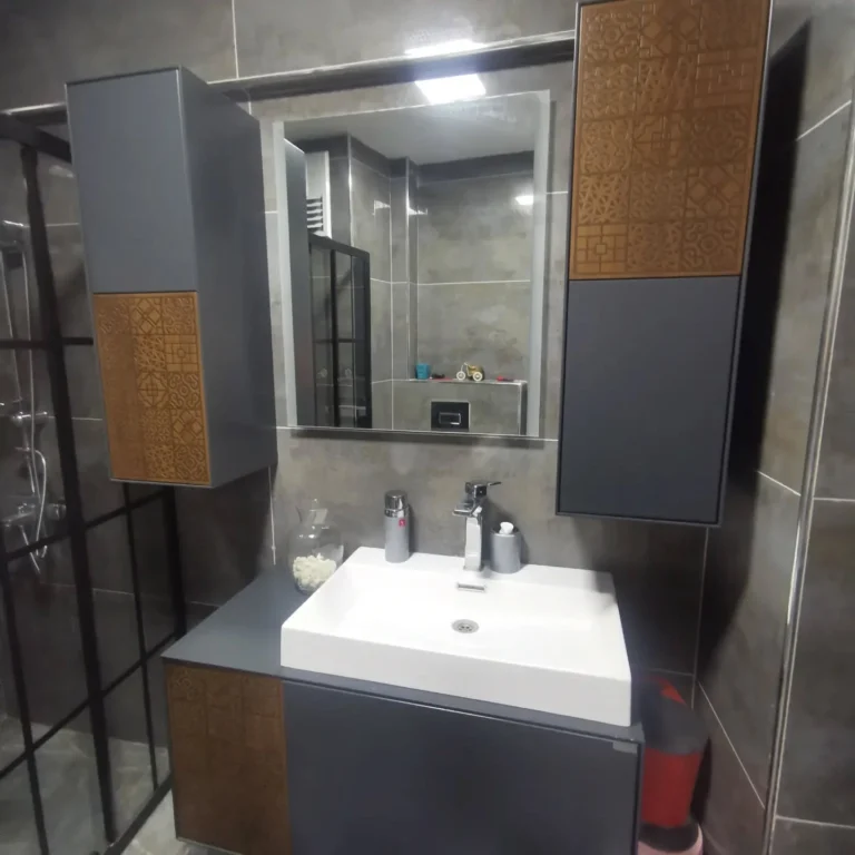 Bursa-modern-banyo-tadilati-banyo-dolabi